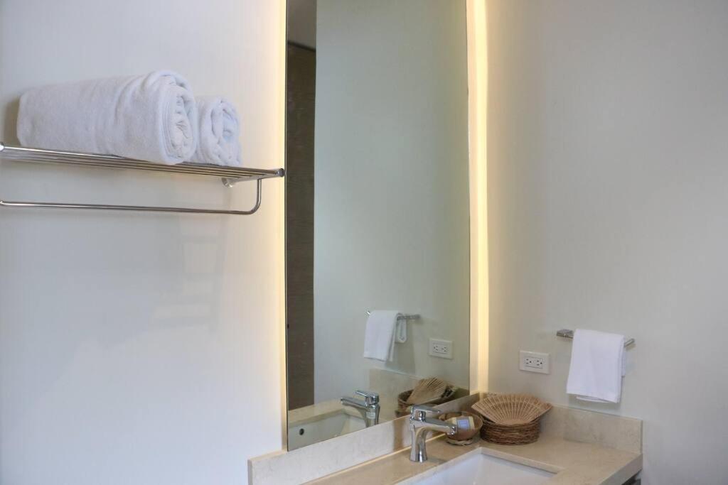 Brand New Condo With Rooftop Pool Cozumel Exteriör bild